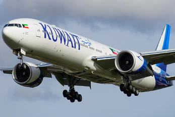 9K-AOE - Kuwait Airways Boeing 777-300ER