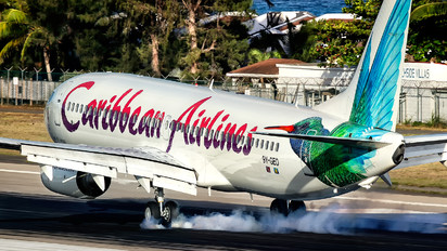 9Y-GEO - Caribbean Airlines  Boeing 737-800