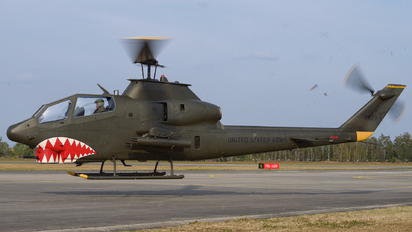 OK-AHC - Heli Czech Bell TAH-1P Cobra