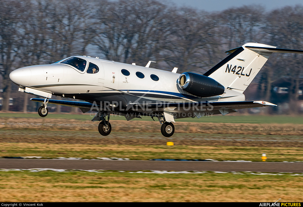 Xead Aviation Ltd M-IFFY aircraft at Deventer - Teuge