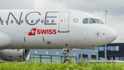 HB-IJM - Swiss Airbus A320