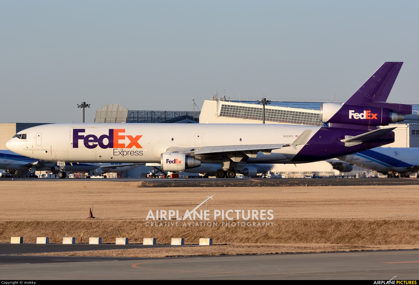 FedEx Federal Express N525FE aircraft at Tokyo - Narita Intl