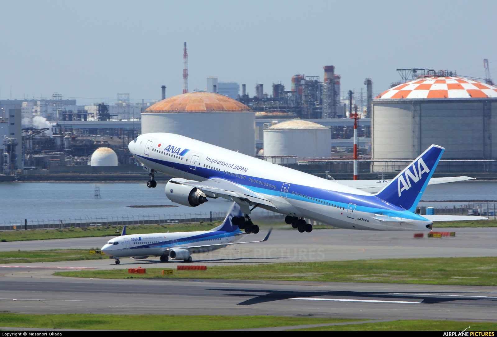 ANA - All Nippon Airways JA744A aircraft at Tokyo - Haneda Intl