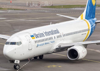 UR-PSF - Ukraine International Airlines Boeing 737-800