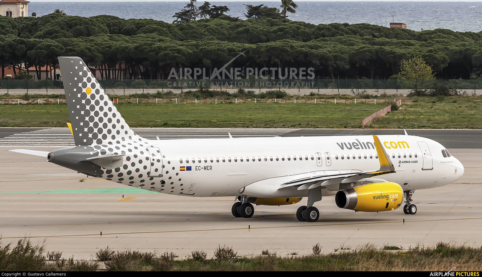 Vueling Airlines EC-MER aircraft at Barcelona - El Prat