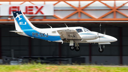 PR-SKJ - EJ Escola de Aeronáutica Piper PA-34 Seneca