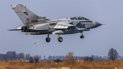 ZA369 - Royal Air Force Panavia Tornado GR.4 / 4A