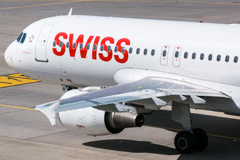 HB-IJF - Swiss Airbus A320