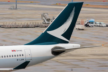 B-LAM - Cathay Pacific Airbus A330-300