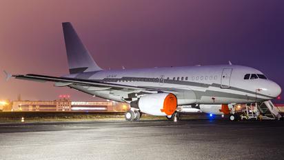 LX-GJC - Global Jet Luxembourg Airbus A318 CJ