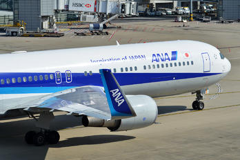 JA622A - ANA - All Nippon Airways Boeing 767-300ER