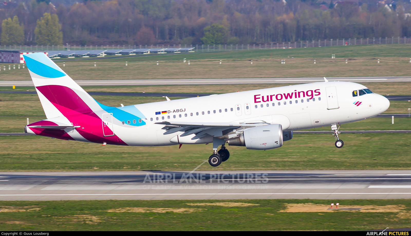 Eurowings D-ABGJ aircraft at Düsseldorf