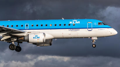 PH-EZW - KLM Cityhopper Embraer ERJ-190 (190-100)