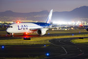 LAN Airlines CC-BBJ image