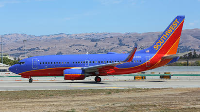 N241WN - Southwest Airlines Boeing 737-700