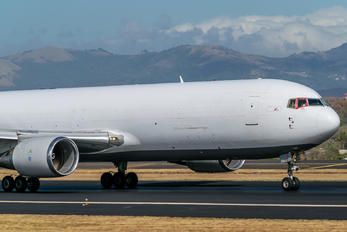 N364CM - Airborne Express Boeing 767-300F