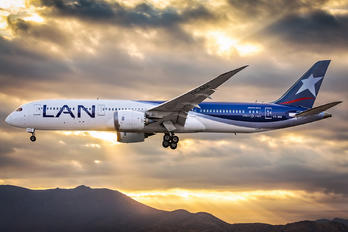 CC-BGI - LAN Airlines Boeing 787-9 Dreamliner