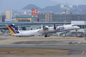 JA842C - JAL-  Japan Air Commuter de Havilland Canada DHC-8-400Q / Bombardier Q400