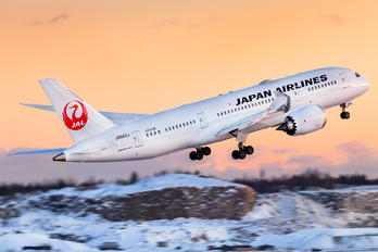 JA843J - JAL - Japan Airlines Boeing 787-8 Dreamliner