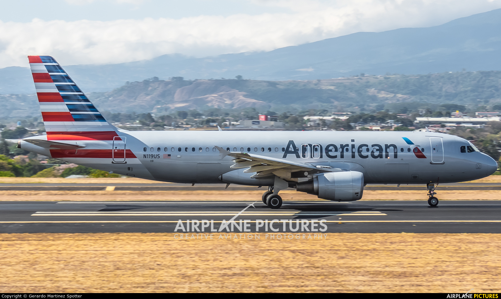 American Airlines N119US aircraft at San Jose - Juan Santamaría Intl