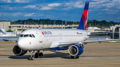 N329NW - Delta Air Lines Airbus A320