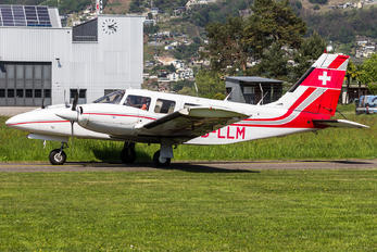 HB-LLM - Private Piper PA-34 Seneca