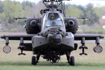 03-05388 - USA - Army Boeing AH-64D Apache