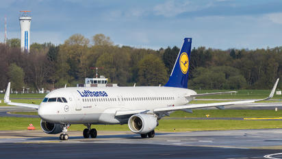 D-AIUY - Lufthansa Airbus A320
