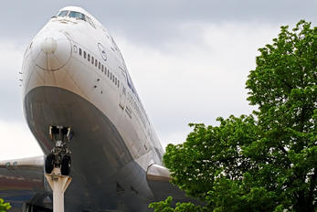 D-ABYM - Lufthansa Boeing 747-200