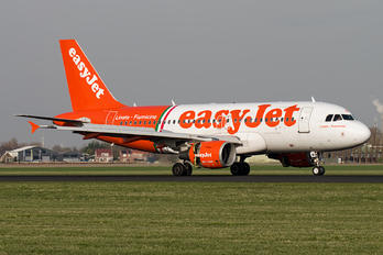 G-EZIW - easyJet Airbus A319