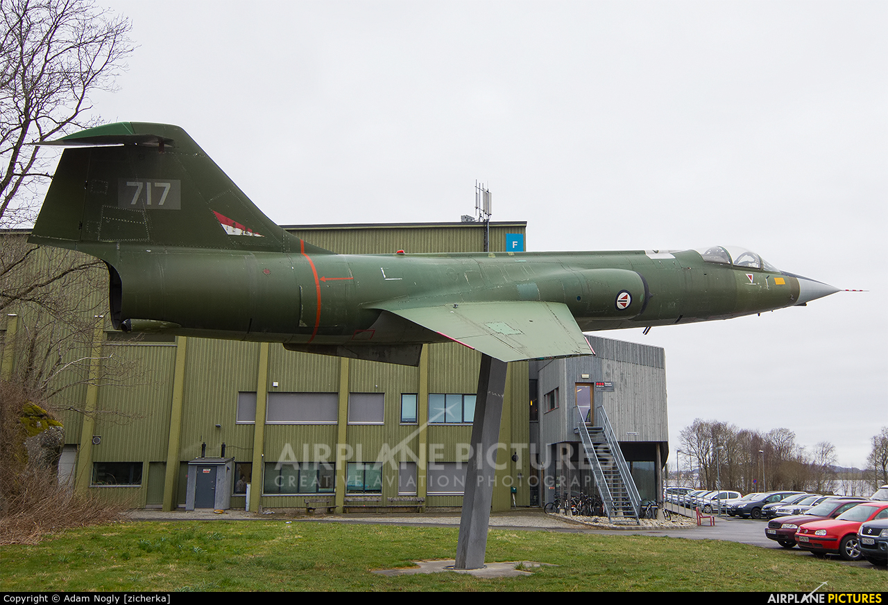 Norway - Royal Norwegian Air Force 717 aircraft at Stavanger - Sola