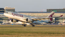 A7-ACL - Qatar Airways Airbus A330-200 aircraft