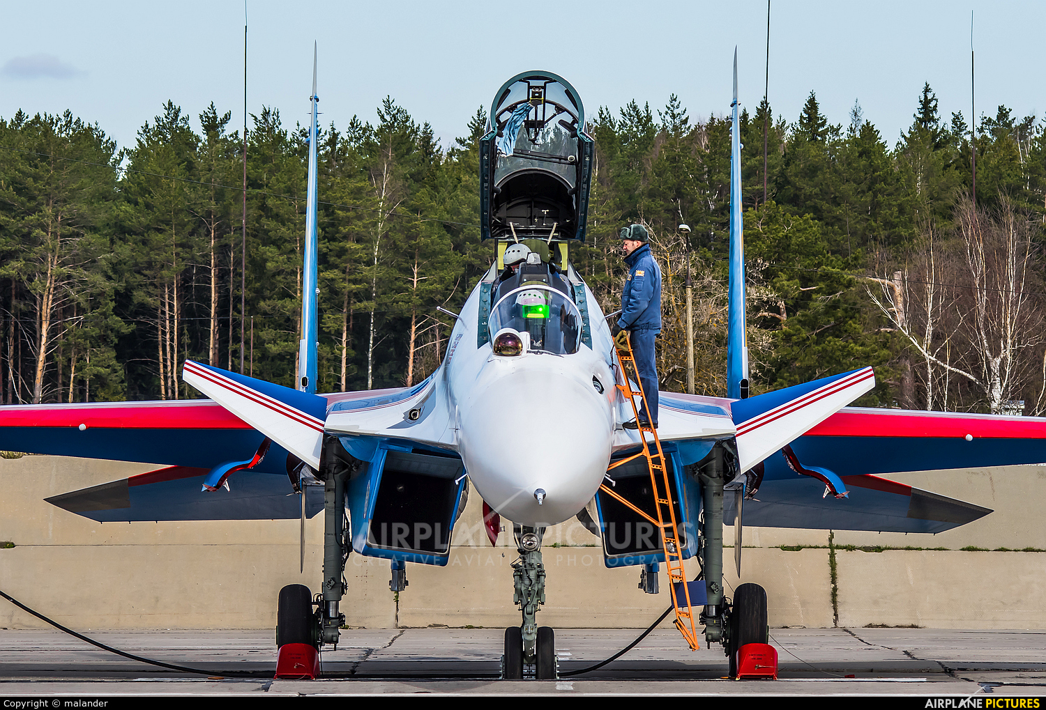Russia - Air Force "Russian Knights" 32 aircraft at Kubinka
