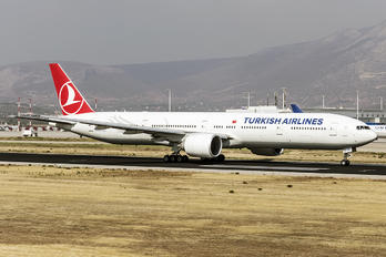 TC-JJK - Turkish Airlines Boeing 777-300ER