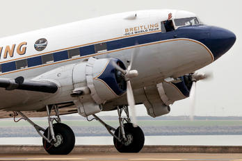 HB-IRJ - Super Constellation Flyers Douglas DC-3
