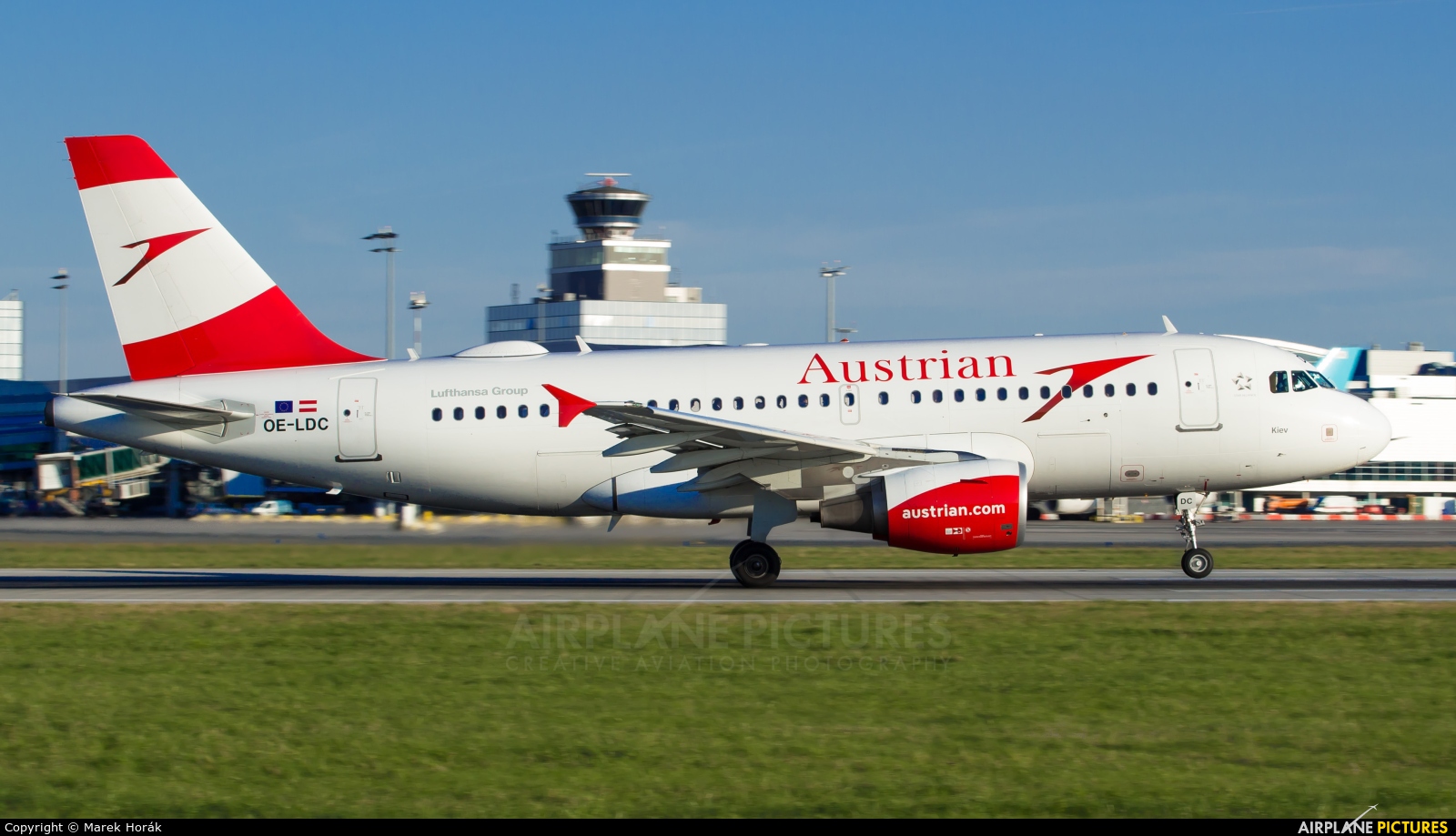 Austrian Airlines/Arrows/Tyrolean OE-LDC aircraft at Prague - Václav Havel