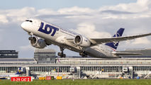 SP-LRA - LOT - Polish Airlines Boeing 787-8 Dreamliner aircraft