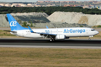 EC-MKL - Air Europa Boeing 737-800