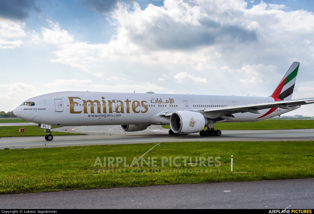 Emirates Airlines A6-EBL aircraft at Warsaw - Frederic Chopin