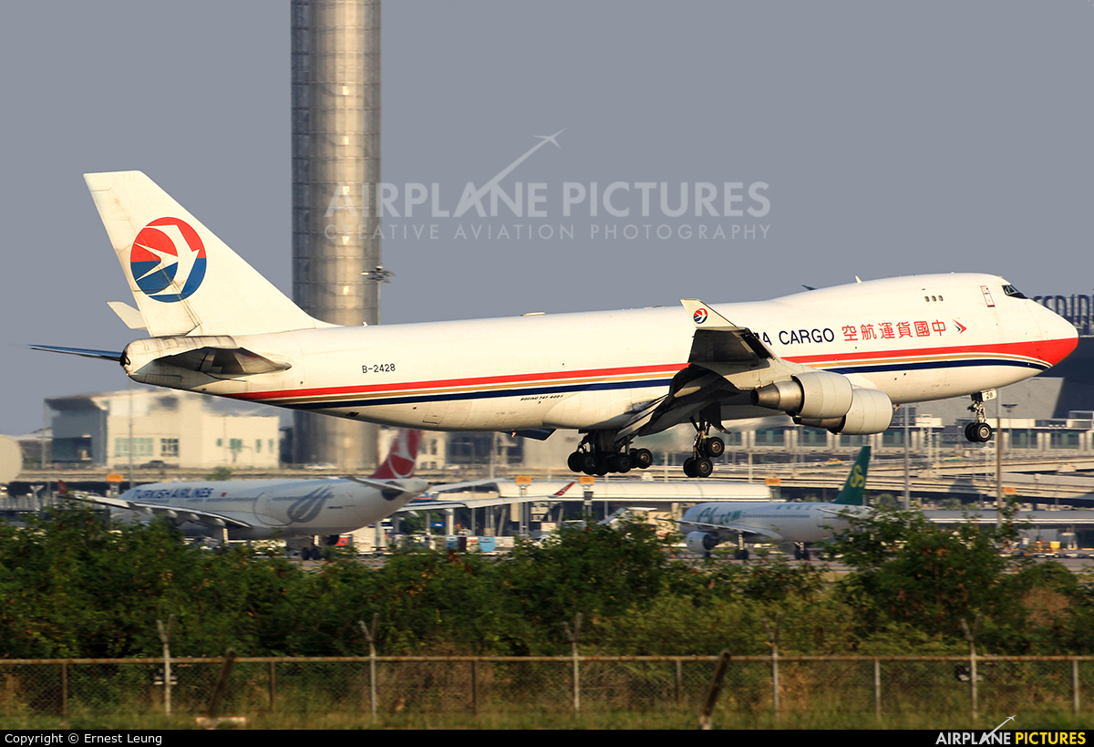 Great Wall Airlines B-2428 aircraft at Bangkok - Suvarnabhumi