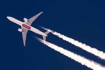 A6-ECP - Emirates Airlines Boeing 777-300ER