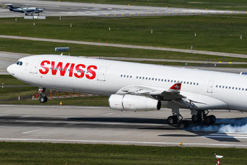 HB-JMK - Swiss Airbus A340-300