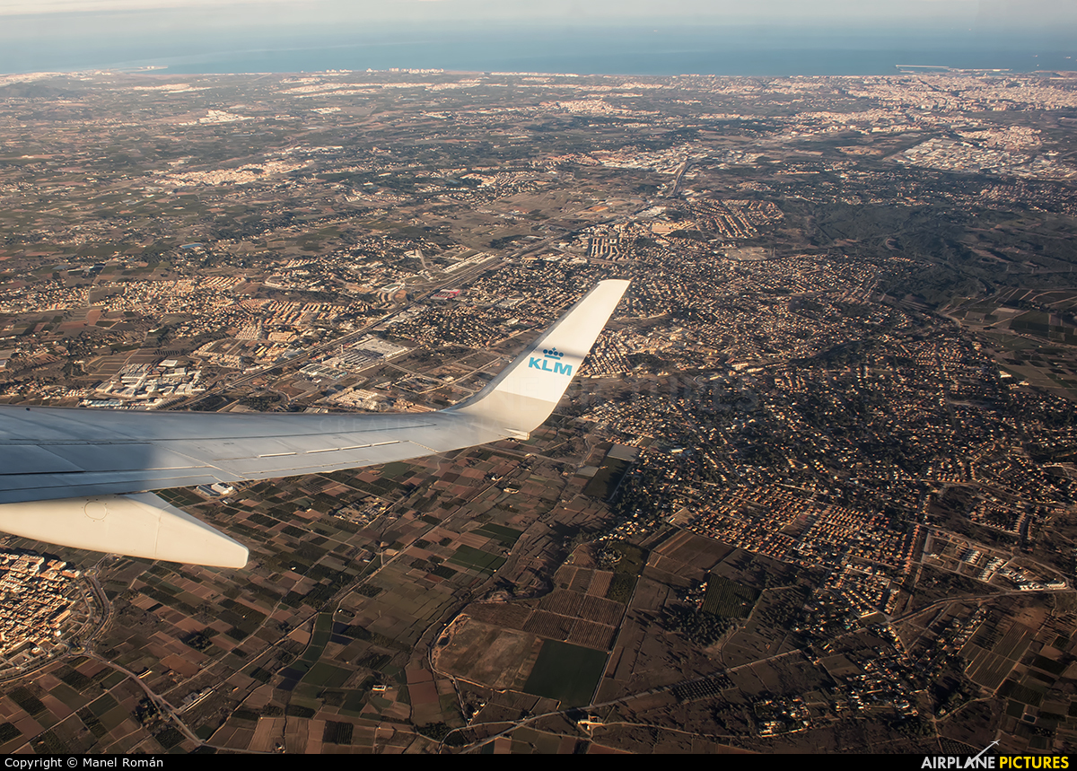 KLM PH-BGT aircraft at Valencia