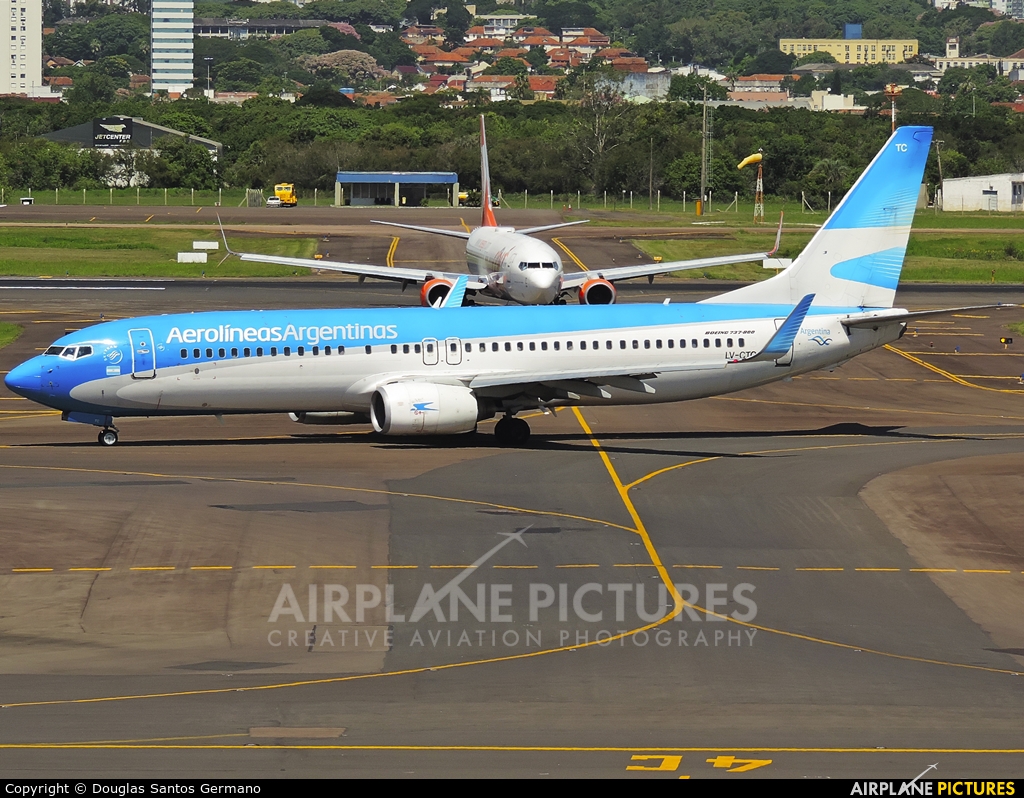Aerolineas Argentinas LV-CTC aircraft at Porto Alegre - Salgado Filho