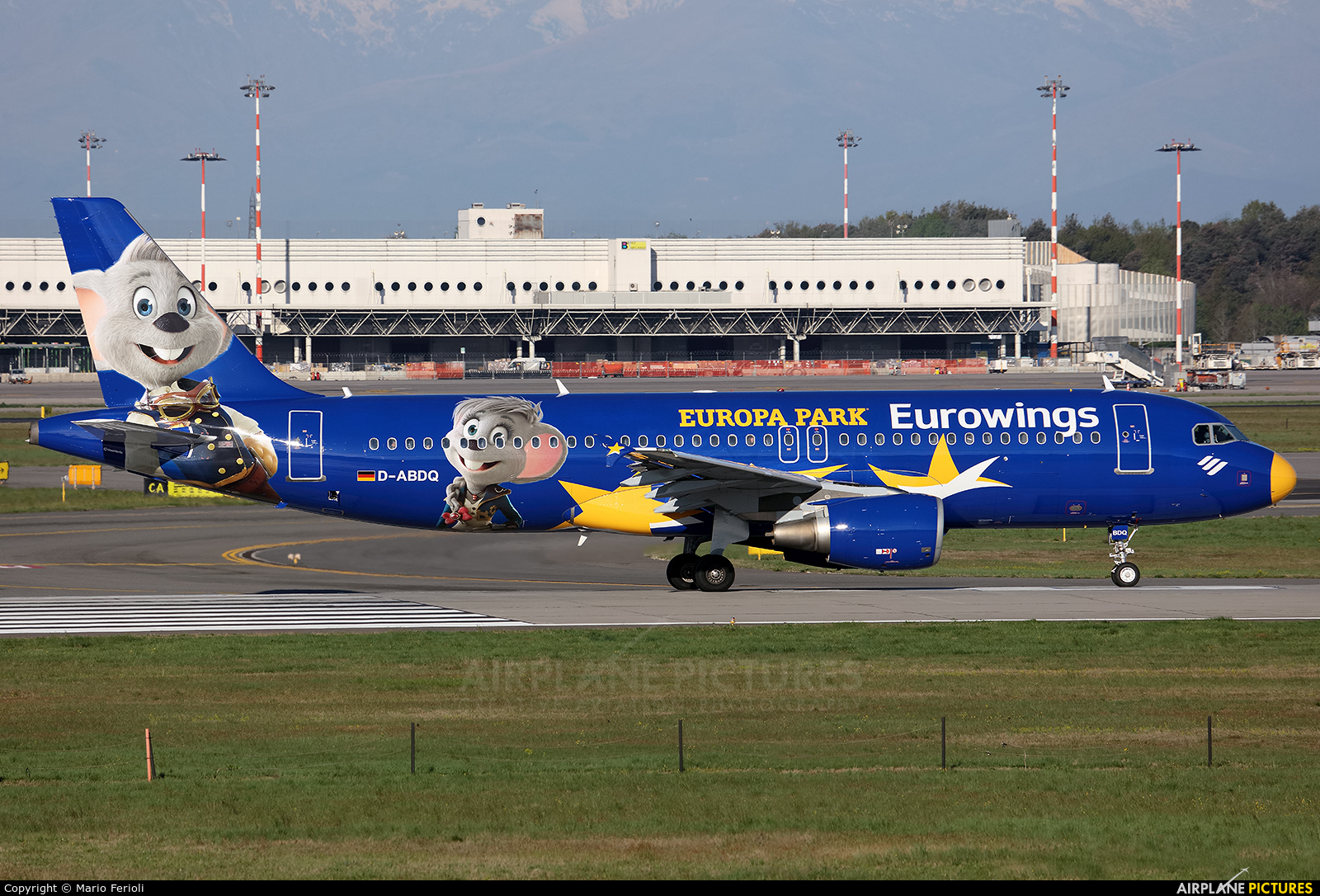 Eurowings D-ABDQ aircraft at Milan - Malpensa