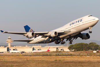 N116UA - United Airlines Boeing 747-400