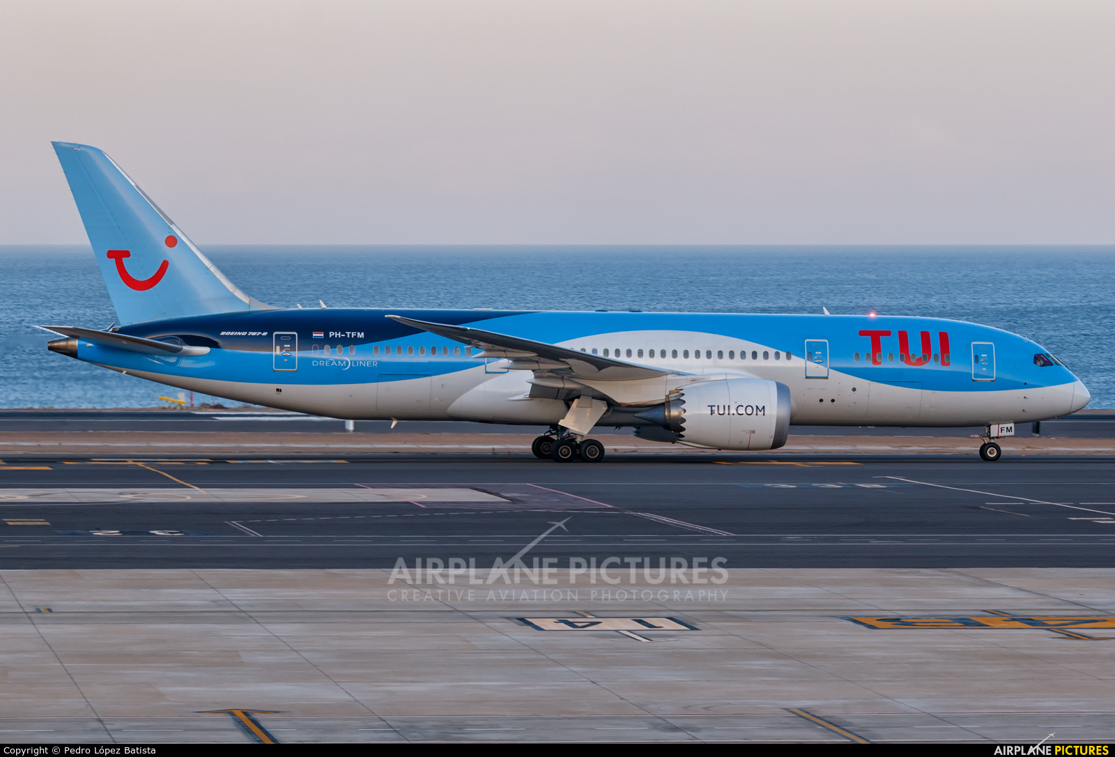TUI Airlines Netherlands PH-TFM aircraft at Fuerteventura - Puerto del Rosario