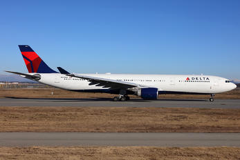 N817NW - Delta Air Lines Airbus A330-300