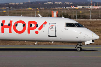 F-GRZM - Air France - Hop! Canadair CL-600 CRJ-700
