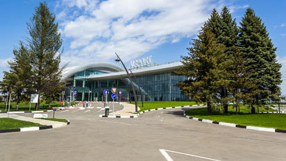 - - - Airport Overview - Airport Overview - Terminal Building